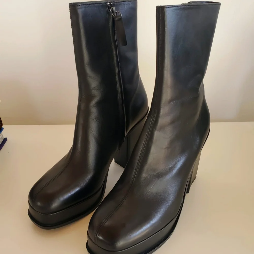 Zara Botin Platform Boots